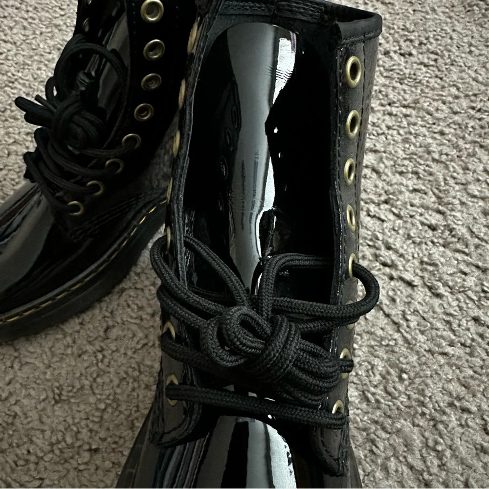 Dr. Martens Shoes Womens Size 5 Zavala Black Patent Leather Boots - Picture 6 of 10